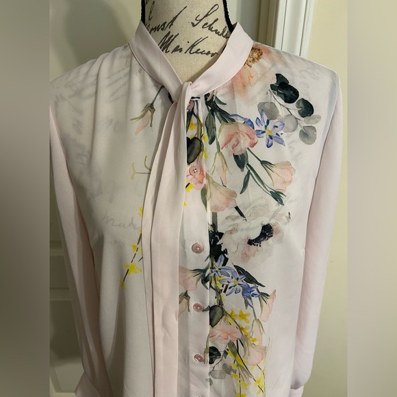 Ted Baker Pink Flora Long Sleeve Blouse - Picture 4 of 9